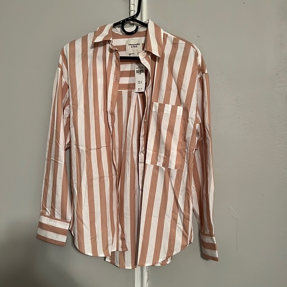 Abercrombie & Fitch Other - NWT Abercrombie striped shorts set